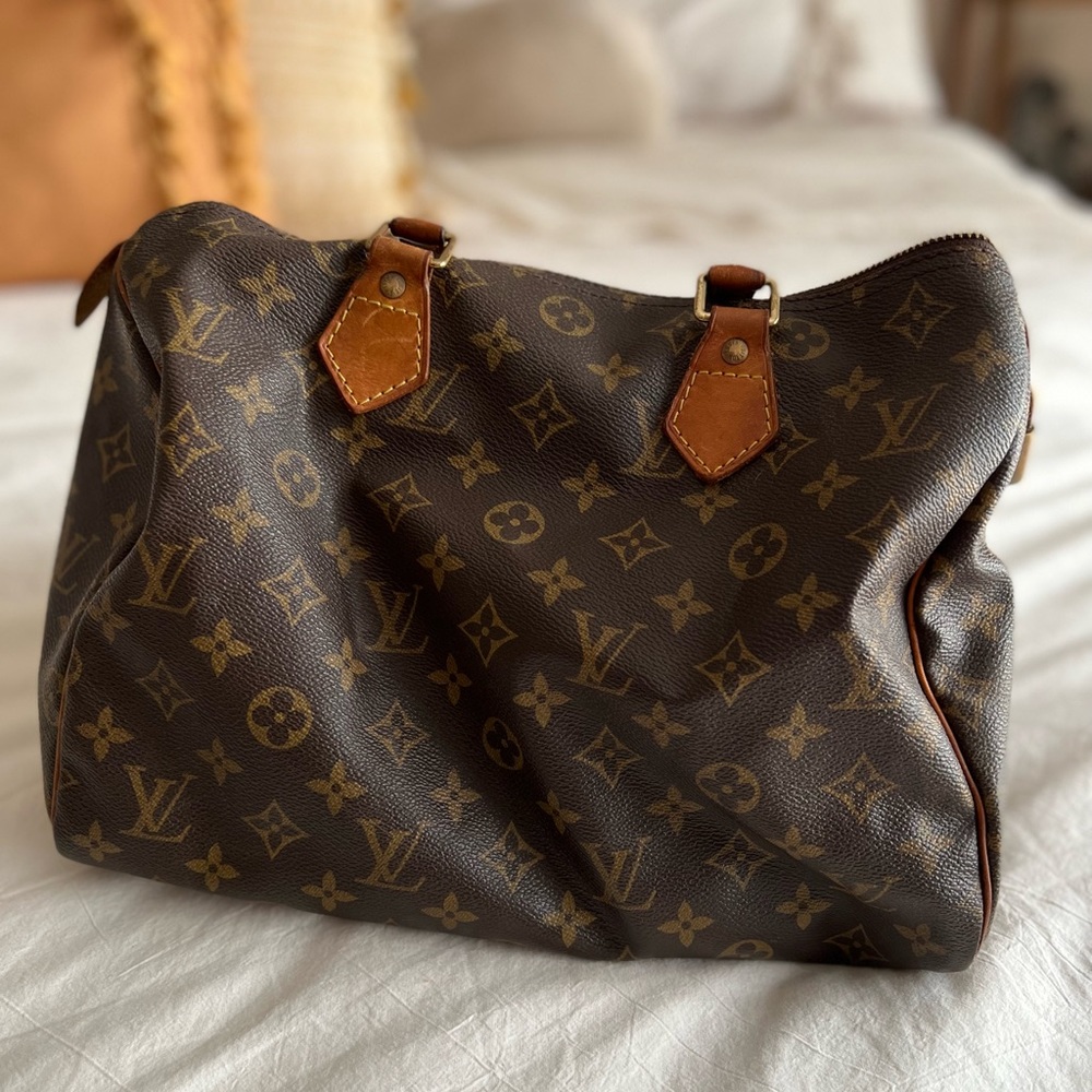 Louis Vuitton Speedy 30